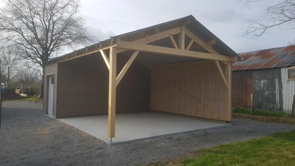 Réalisation de charpente par l'entreprise scop de l'erdre, menuisiers et charpentier à les Touches