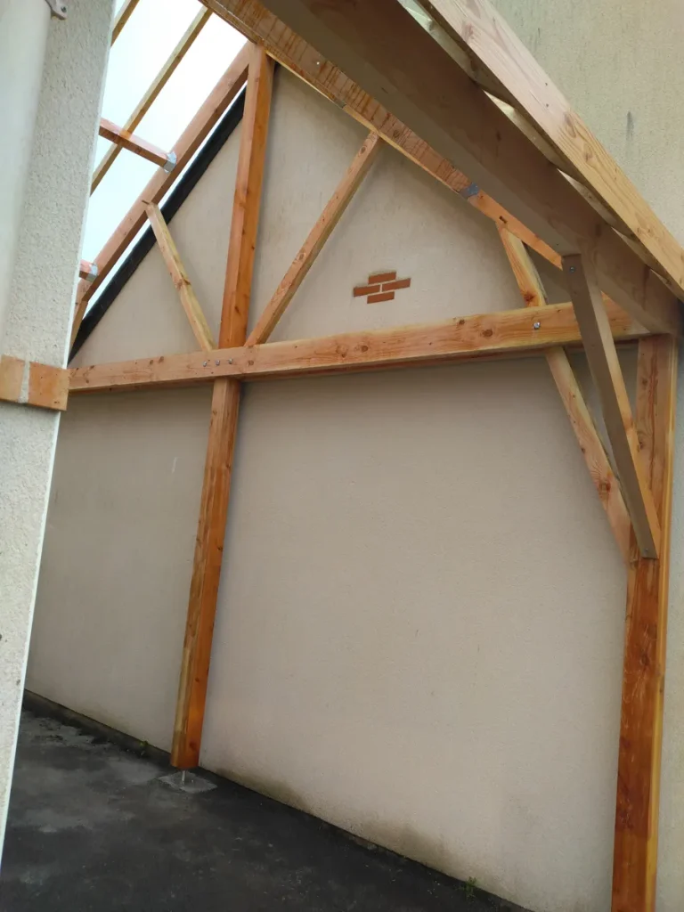 Réalisation de charpente par l'entreprise scop de l'erdre, menuisiers et charpentier à les Touches